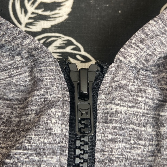 PINK windbreaker - Picture 5 of 11